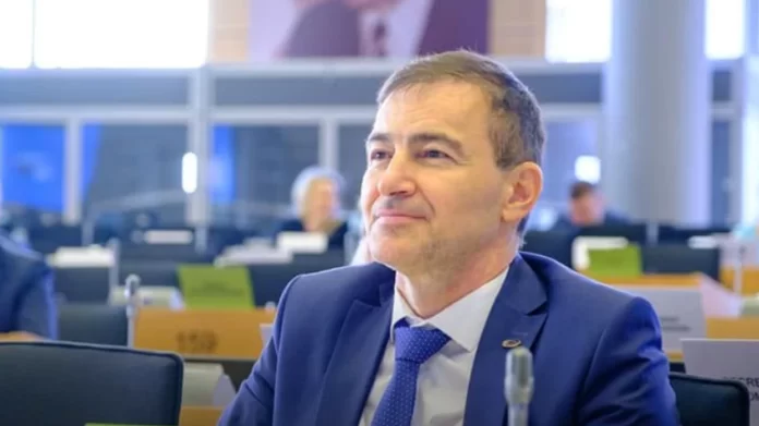 Kovaçev  Maqedonia e Veriut po e bllokon vetveten në rrugën drejt BE së