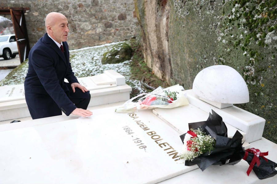 Haradinaj për Isa Boletinin  Frymëzim i përjetshëm për çdo shqiptar