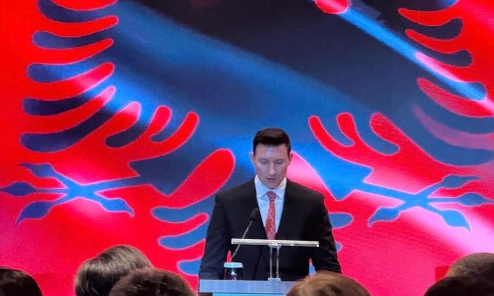 Ambasadori Meidani   Shtëpia e Alfabetit  në Manastir është shtëpia e gjithë shqiptarëve