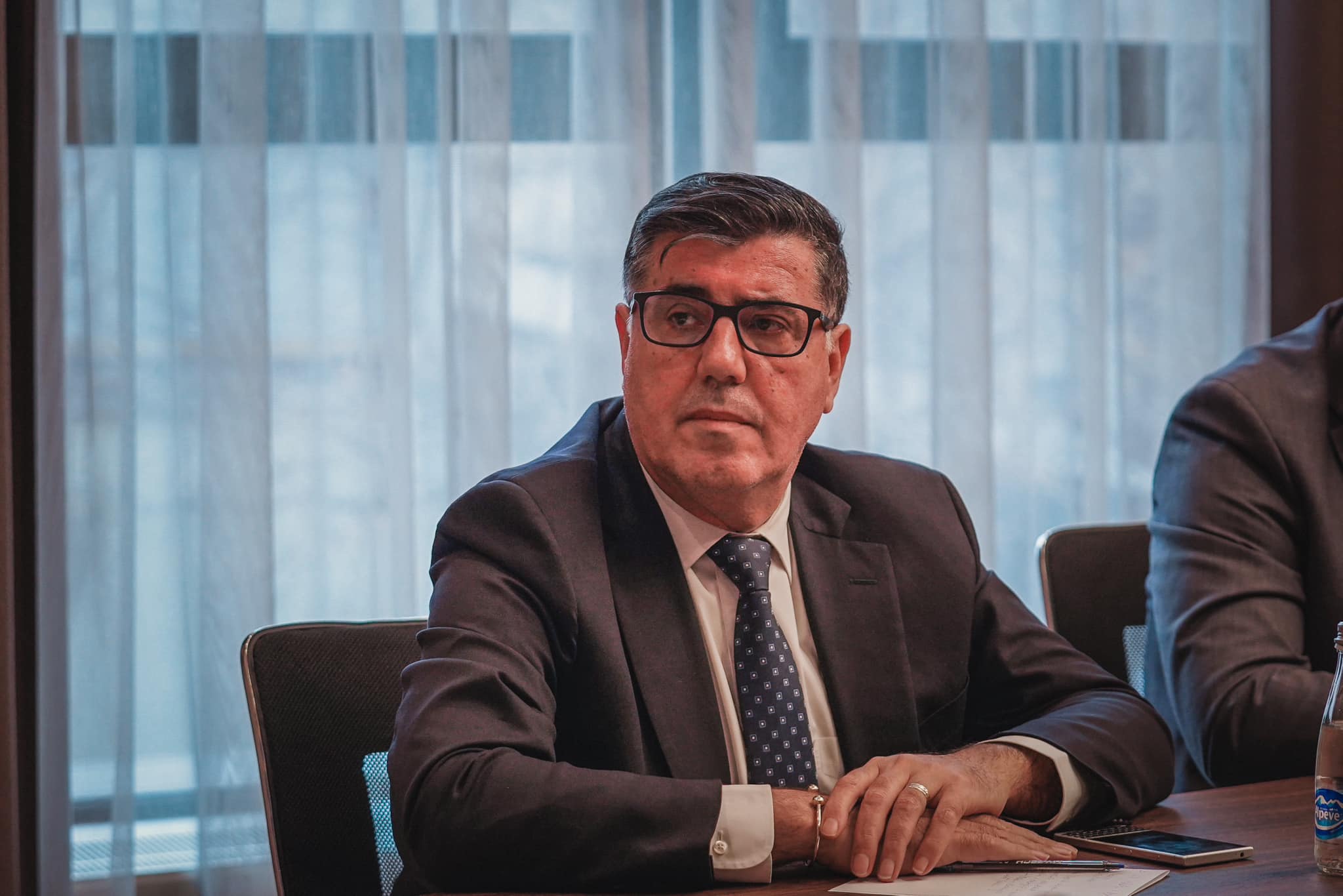 Haziri për gjendjen politike  Republika e Kosovës po vlen vetëm për reprezentacionin e Kosovës në futboll