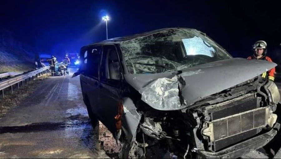 gjermani-shperthen-goma-e-furgonit-shqiptar-pese-te-plagosur