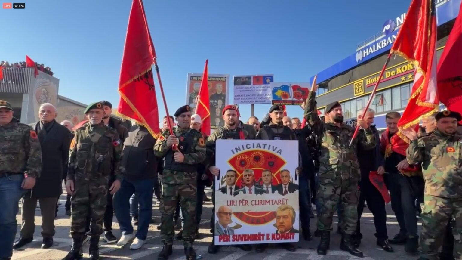  Mjaft është mjaft   Qytetari në Shkup  i revoltuar ndaj Gjykatës Speciale