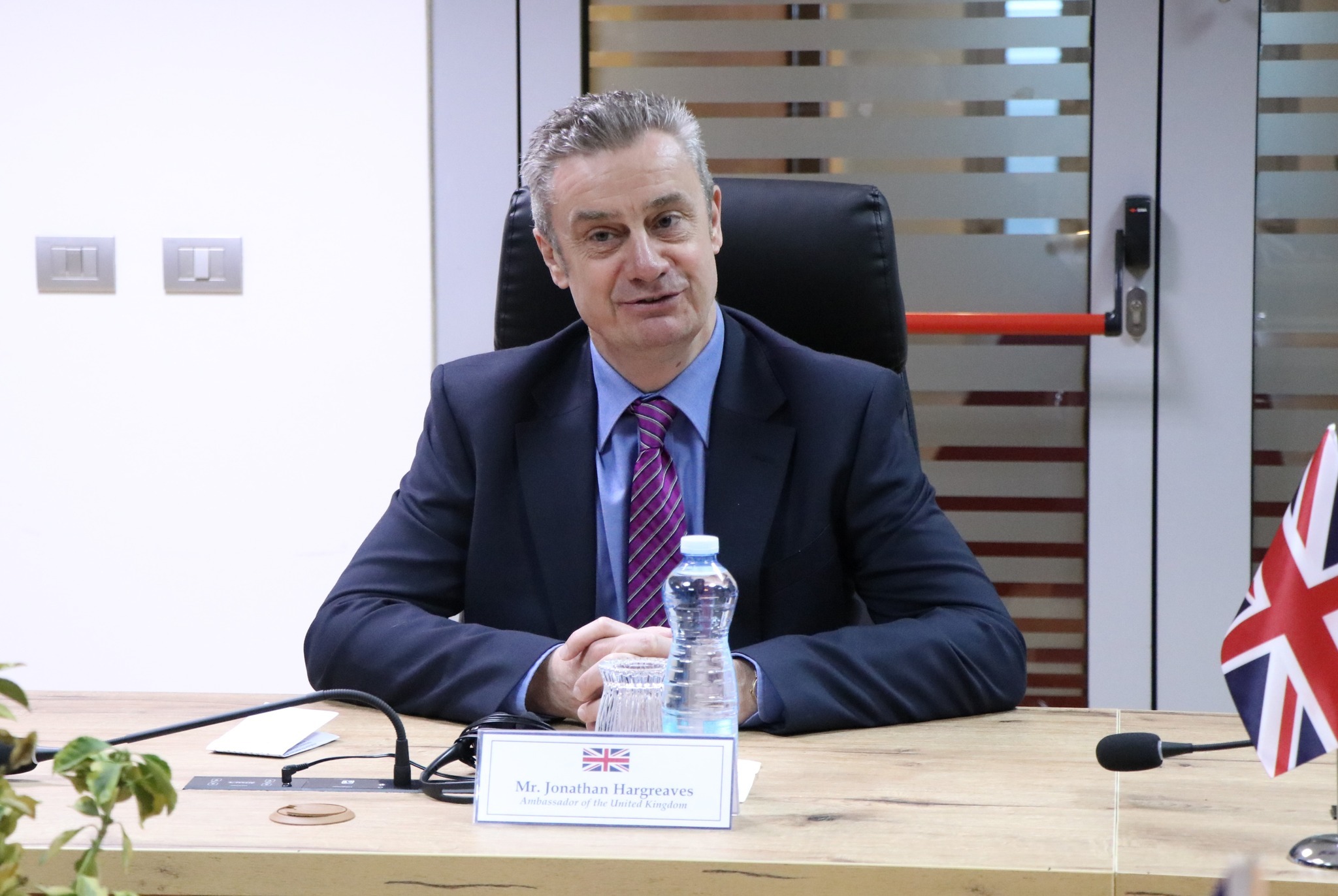 Moscertifikimi i Listës Serbe  ambasadori britanik  Shkatërron reputacionin e Kosovës si demokraci multietnike dhe dëmton marrëdhëniet me partnerët