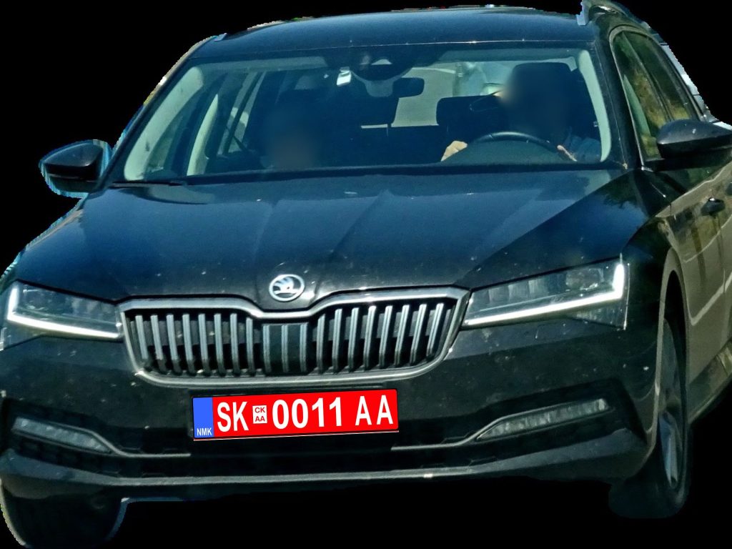 Qeveria nuk e di sa kilometra kanë bërë veturat zyrtare