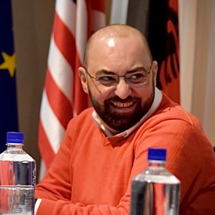 Si u nda ASH ja    Flet Sekretari Teknik i asaj kohe dhe mbajtësi i procesverbaleve 