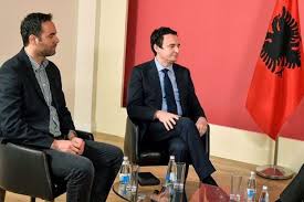 LVV ja fiton zgjedhjet e parakohshme me 51 11  të votave  Albin Kurti dhe Glauk Konjufca  më të votuarit