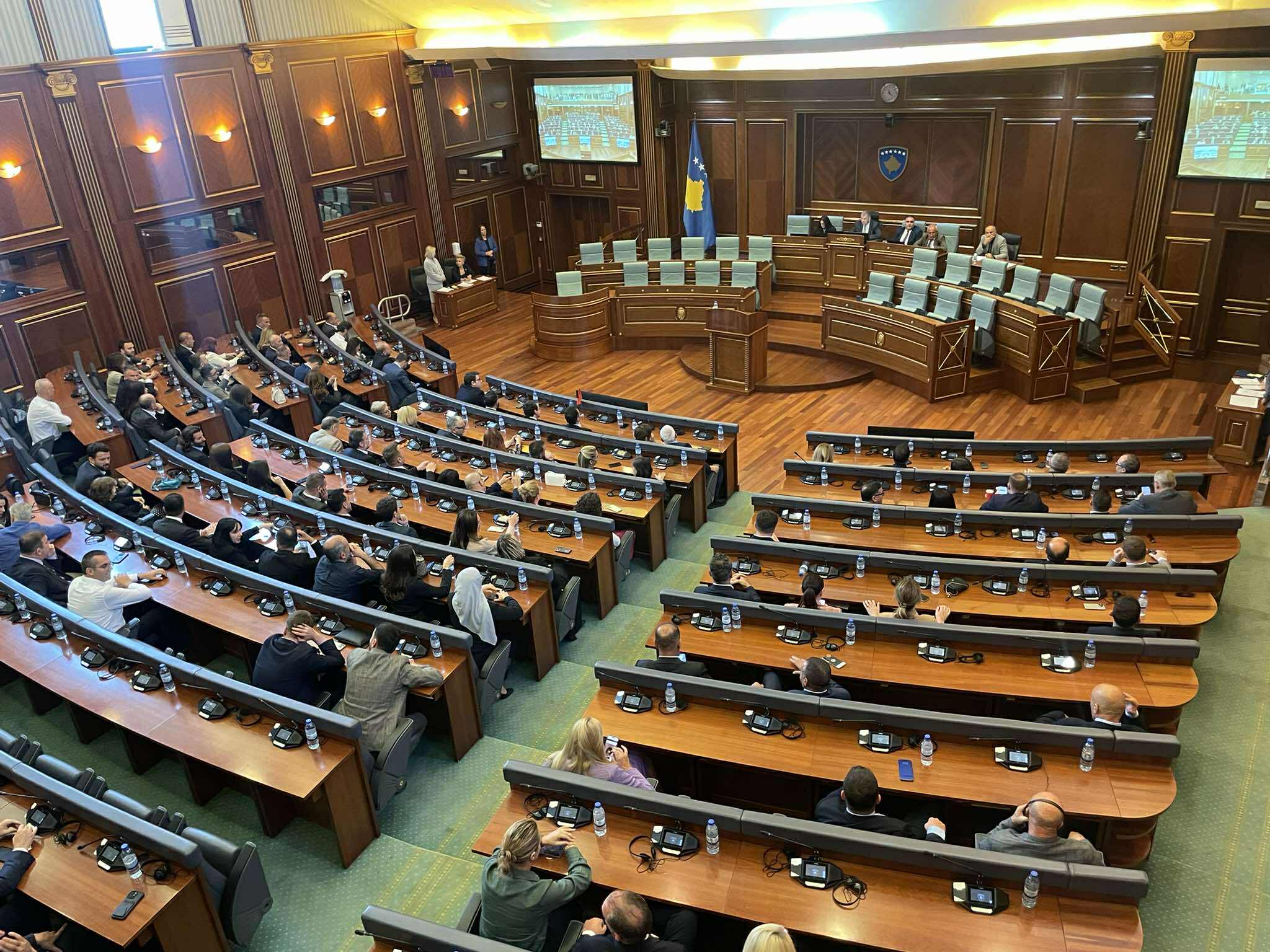  Zgjedhur   KQZ publikon zyrtarisht emrat e kandidatëve të zgjedhur deputetë  dhe numrin e ulëseve nga partitë politike