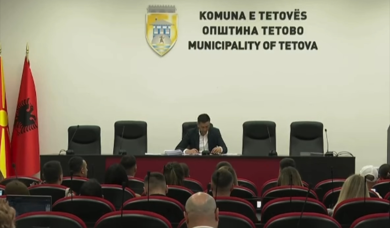 Dy këshilltarë braktisin AKI në në Tetovë