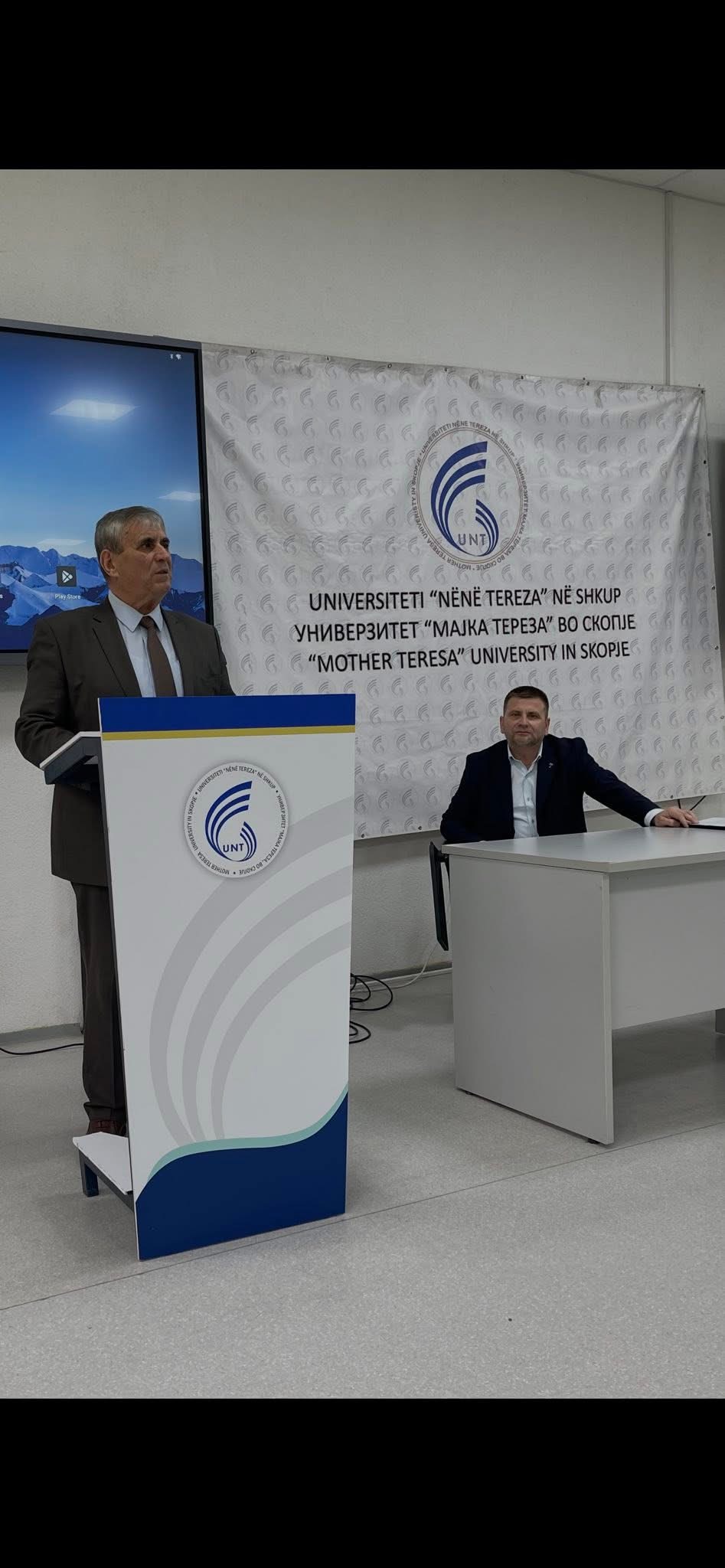 UNT nderoi me çmim arsimtarin dhe aktivistin kumanovar  Etem Xheladini