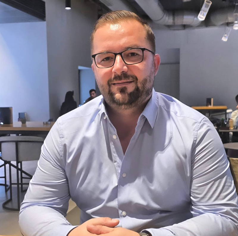 VLEN  Shqiptarët nuk janë vegël  shqiptarët janë ligj