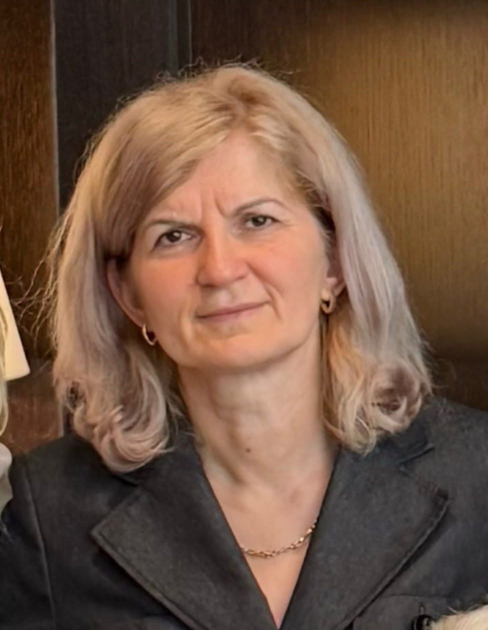 Ndërroi jetë prof  Floresha Sela  arsimoi shumë gjenerata në Gjimnazin  Zef Lush Marku 