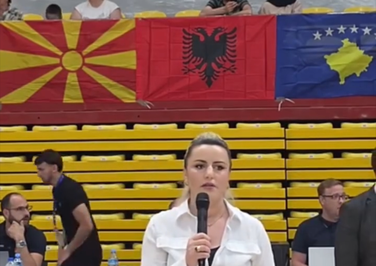 Flamuri shqiptar dhe i Kosovës në zemër të Kumanovës  Video 