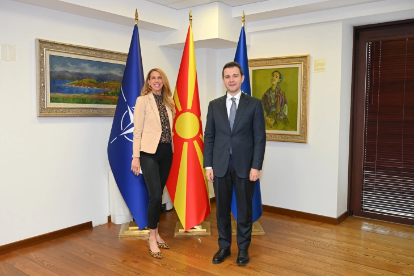 Mucunksi Uarnes  Avancim i dialogut politik dhe marrëdhënieve bilaterale me SHBA në
