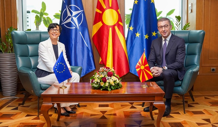 Kos  Maqedonia ndër vendet me performancën më të lartë  prandaj do të përfitojë fonde shtesë nga Plani për Rritje