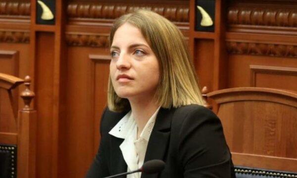Deputetja malsore shkodrane pyet  Çfarë kërkon konsullata serbe në Shkodër  
