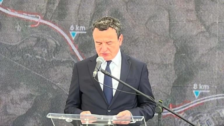Kurti  Autostrada Shkup Bllacë do ta forcojë lidhjen mes dy vendeve