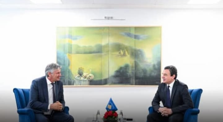 Ziadin Sela në Prishtinë  pritet nga kryeministri Kurti