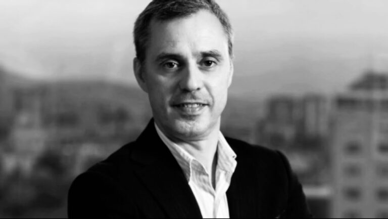 Xhevdet Hajredini falënderon të gjithë për ngushëllimet pas humbjes së djalit të tij  Lirimit