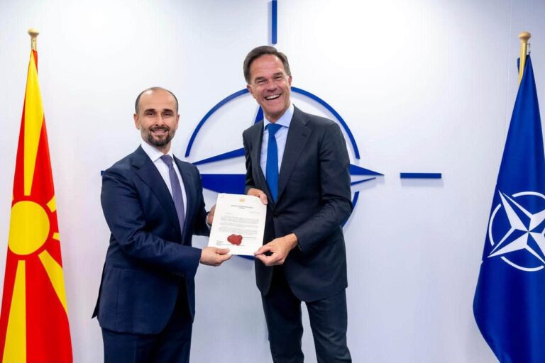 Murtezani dorëzon kredencialet te Mark Rutte   Maqedonia e Veriut ka zërin e saj në Aleancë 