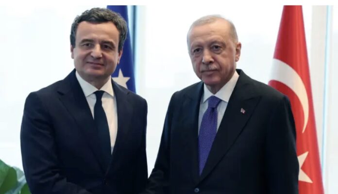 Takimi Kurti Erdogan  Turqia do të forcojë ushtarakisht Kosovën  u diskutua edhe për ish krerët e UÇK së