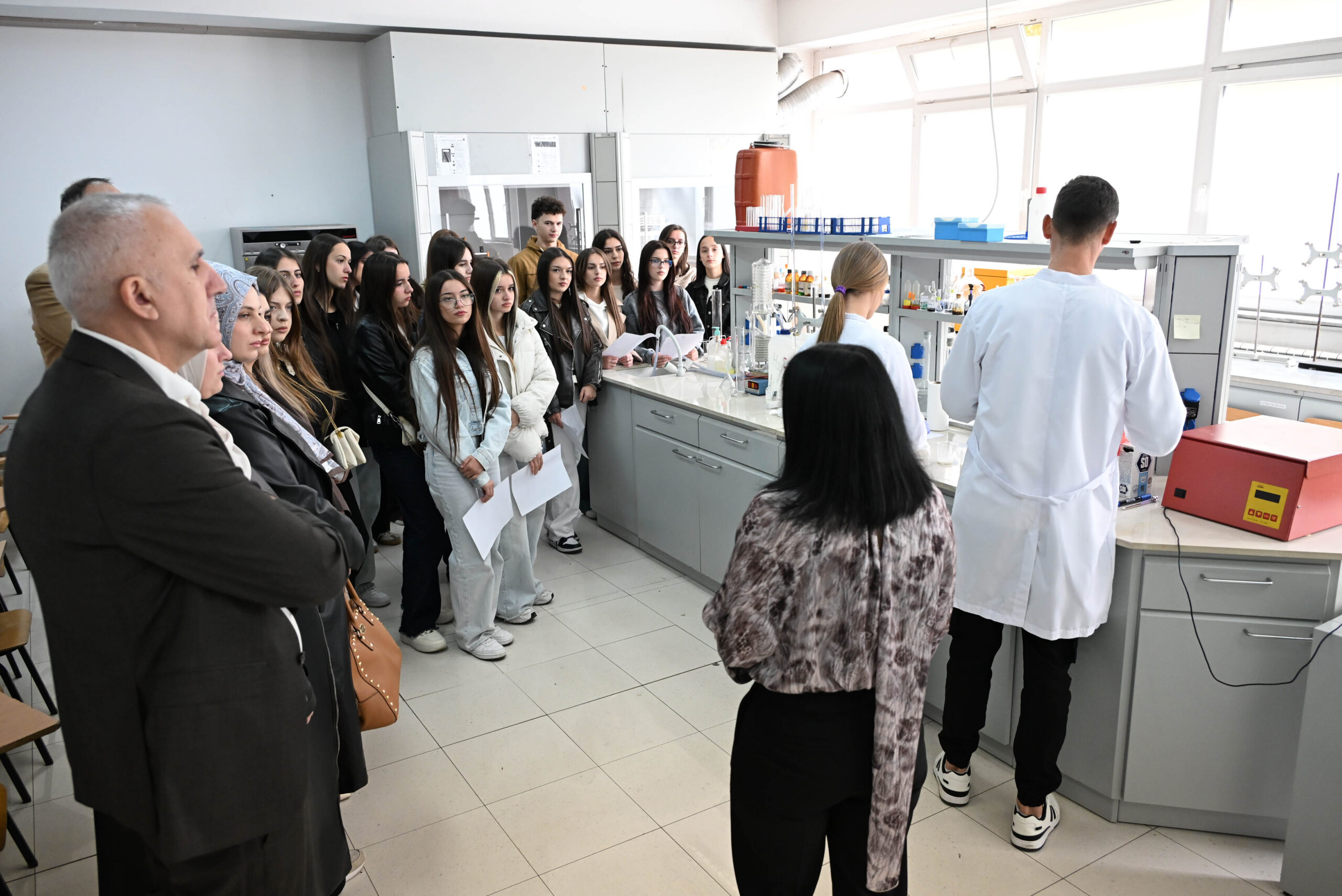 Universiteti i Tetovës e shënoi Ditën Botërore të Ushqimit me fokus tek inovacioni dhe ushqyerja e shëndetshme