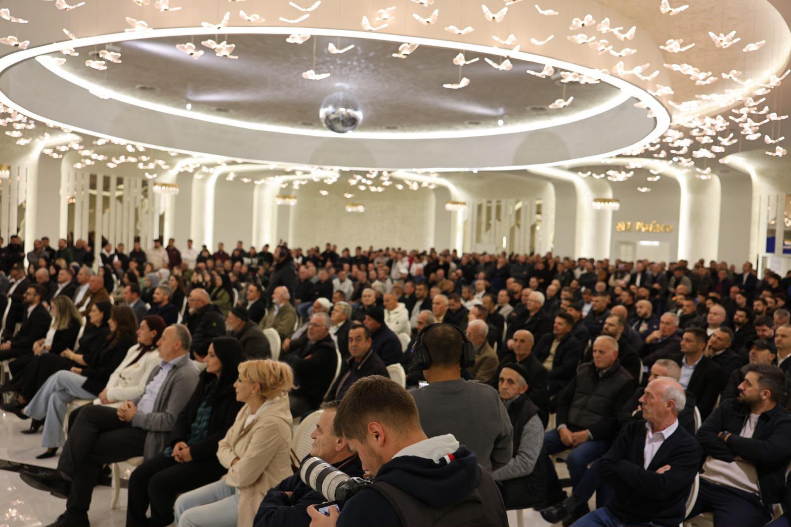 Kasami në tubimin përmbyllës të Jakup Huseinit  Koha e tyre ka mbaruar  të dielën do ta marrin përgjigjen e popullit